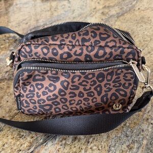 LuLulemon Leopard Print Crossbody Bag
Never carried